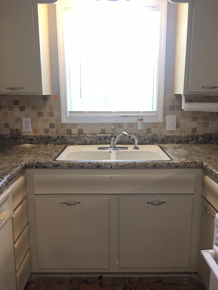 Residential: 2311 Carrolton Dr., Southaven, MS 38671